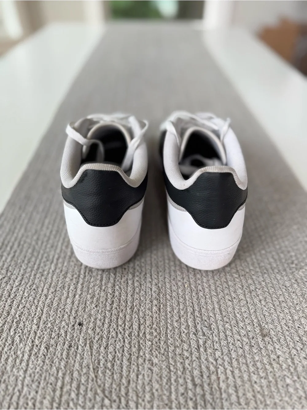 Adidas White and Black Low-Top Sneakers Tennis Shoes Size 11.5